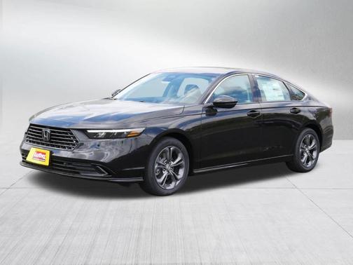 Crystal Black Pearl 2026 Honda Accord Hybrid EX-L