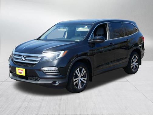 Crystal Black Pearl 2017 Honda Pilot EX-L