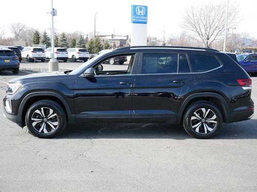 2024 Volkswagen Atlas 2.0T SE