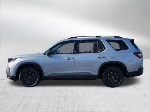 Solar Silver Metallic 2026 Honda Pilot Black Edition