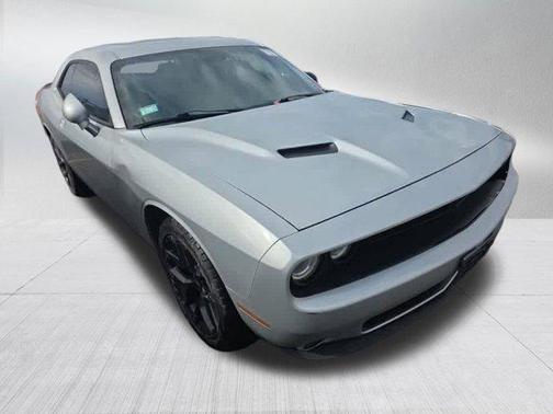Triple Nickel Clearcoat 2019 Dodge Challenger SXT