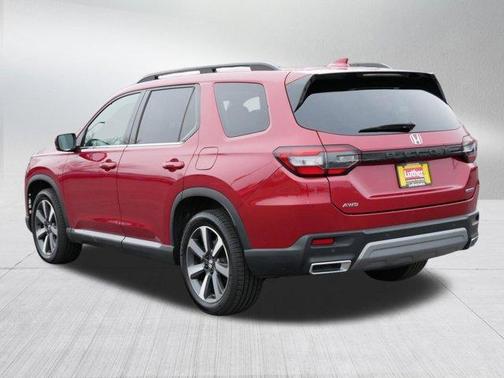 Radiant Red Metallic II 2023 Honda Pilot Touring