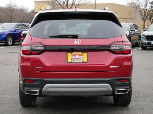 Radiant Red Metallic II 2023 Honda Pilot Touring