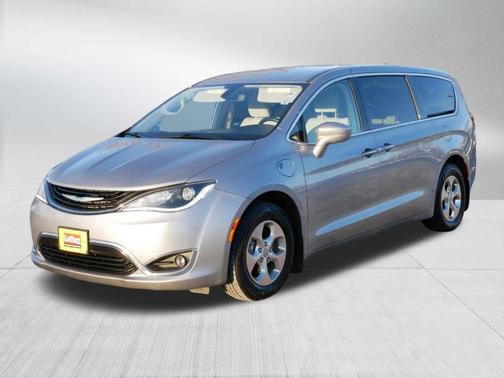 2019 Chrysler Pacifica Hybrid Touring Plus