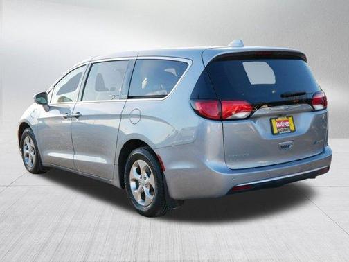 2019 Chrysler Pacifica Hybrid Touring Plus