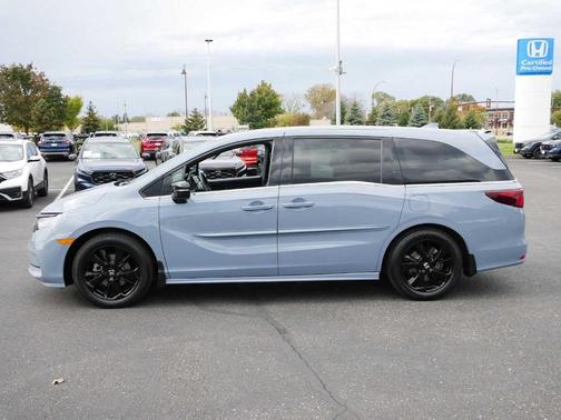2023 Honda Odyssey Sport