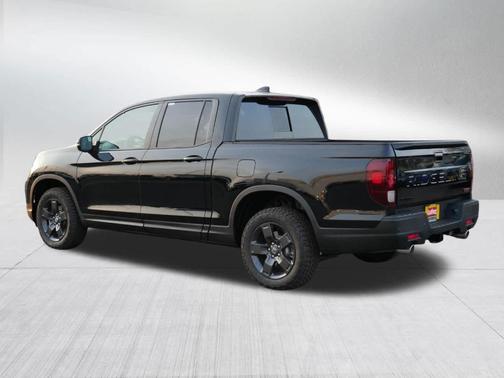 Crystal Black Pearl 2026 Honda Ridgeline TrailSport