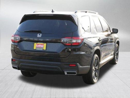 2025 Honda Pilot Black Edition