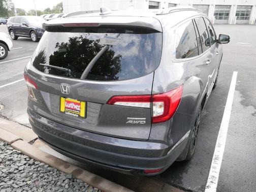 2022 Honda Pilot Special Edition