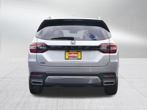 Solar Silver Metallic 2026 Honda Pilot EX-L