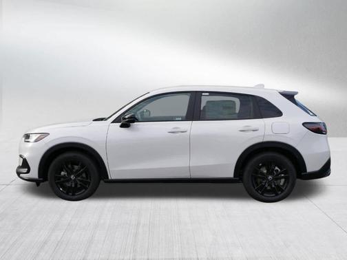 Platinum White Pearl 2026 Honda HR-V Sport