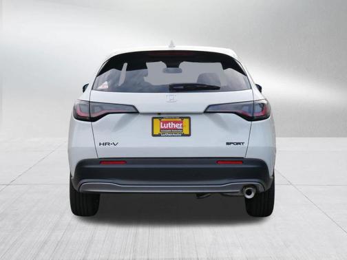 Platinum White Pearl 2026 Honda HR-V Sport