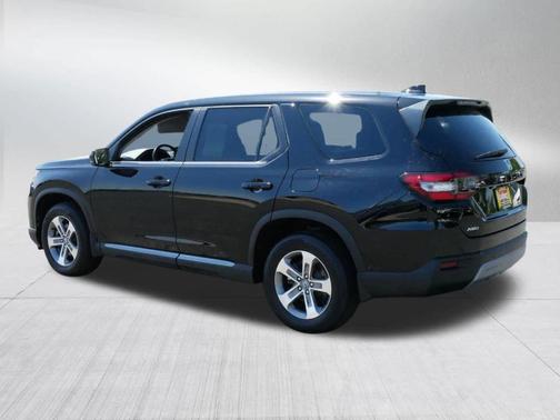 2023 Honda Pilot EX-L 7-Passenger