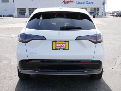 Platinum White Pearl 2024 Honda HR-V EX-L