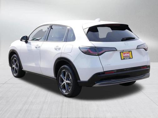 Platinum White Pearl 2024 Honda HR-V EX-L