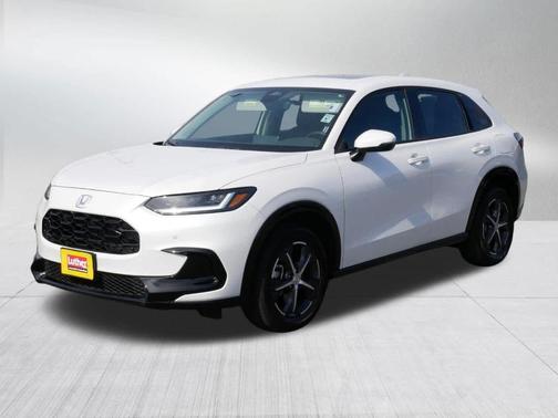 Platinum White Pearl 2024 Honda HR-V EX-L