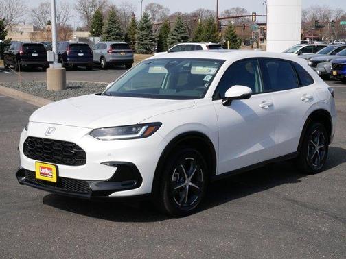 Platinum White Pearl 2024 Honda HR-V EX-L