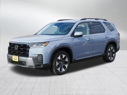 Sonic Gray Pearl 2026 Honda Pilot Touring