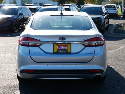 2017 Ford Fusion Hybrid SE