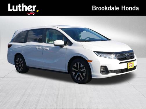 Platinum White Pearl 2026 Honda Odyssey EX-L