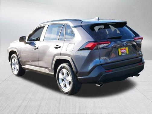 2019 Toyota RAV4 Hybrid XLE