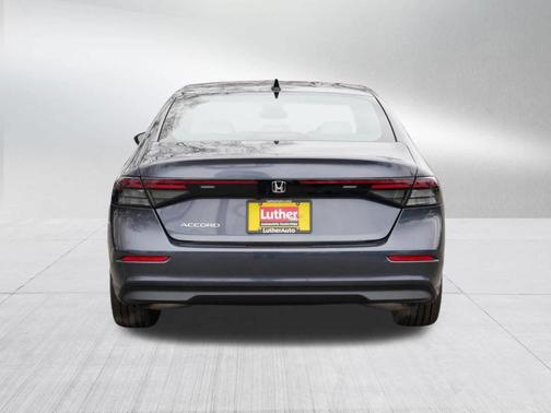 Meteorite Gray Metallic 2026 Honda Accord SE