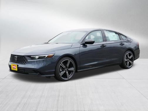 Meteorite Gray Metallic 2026 Honda Accord SE