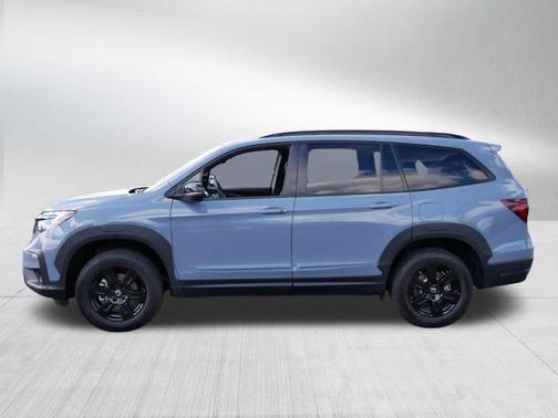 Sonic Gray Pearl 2022 Honda Pilot TrailSport