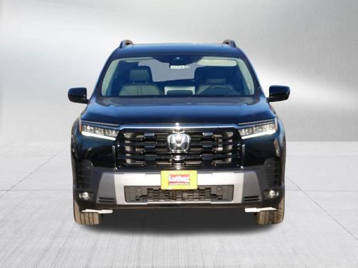 Crystal Black Pearl 2026 Honda Pilot Touring