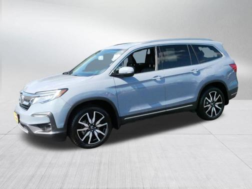 2022 Honda Pilot Touring 7-Passenger