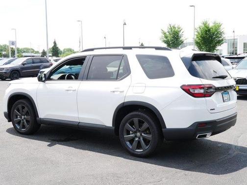 2025 Honda Pilot Sport