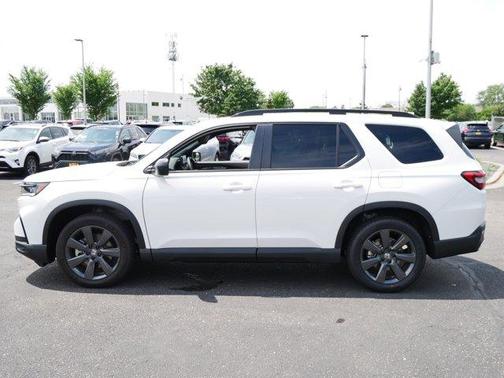 2025 Honda Pilot Sport