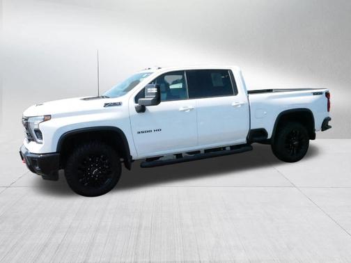 2025 Chevrolet Silverado 3500 LTZ