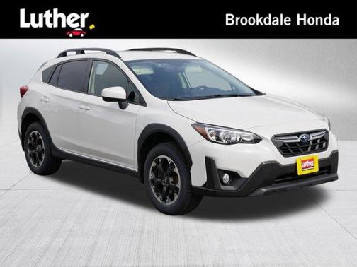 Crystal White Pearl 2021 Subaru Crosstrek Premium