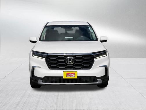 Platinum White Pearl 2023 Honda Pilot EX-L 7-Passenger