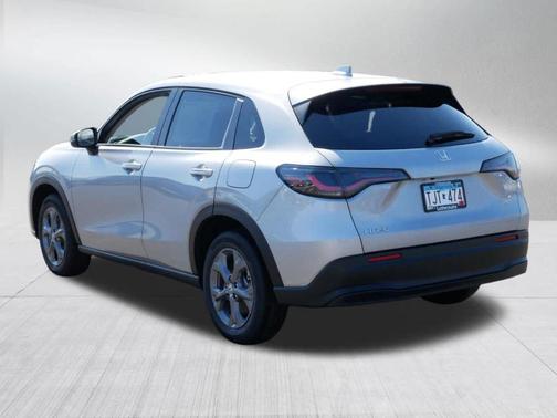 Solar Silver Metallic 2026 Honda HR-V LX