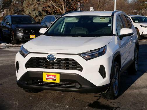 2024 Toyota RAV4 Hybrid LE