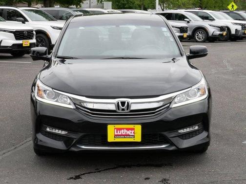 Crystal Black Pearl 2017 Honda Accord EX-L V-6
