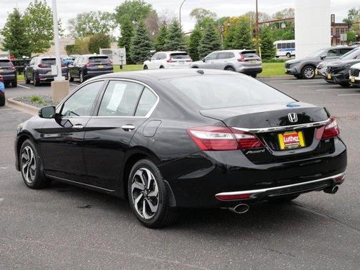 Crystal Black Pearl 2017 Honda Accord EX-L V-6