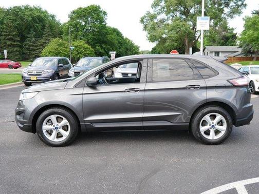 2017 Ford Edge SE