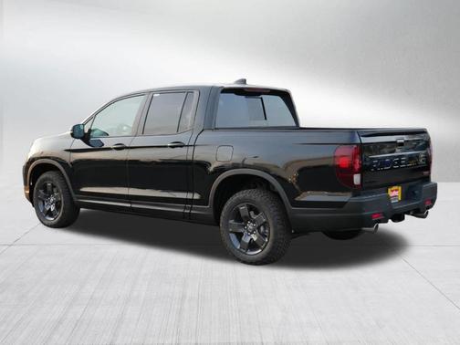 Crystal Black Pearl 2026 Honda Ridgeline TrailSport