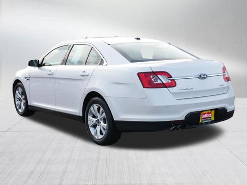 2011 Ford Taurus SEL