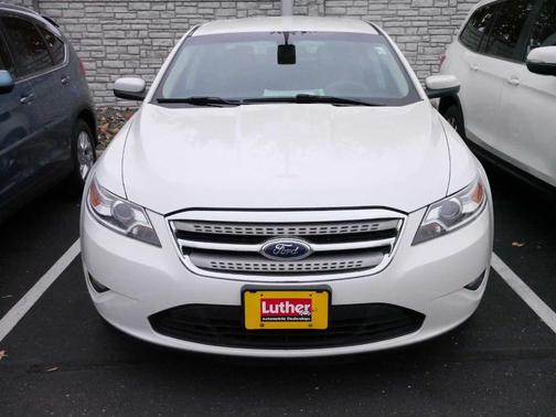 2011 Ford Taurus SEL