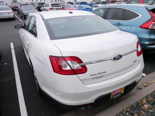 2011 Ford Taurus SEL