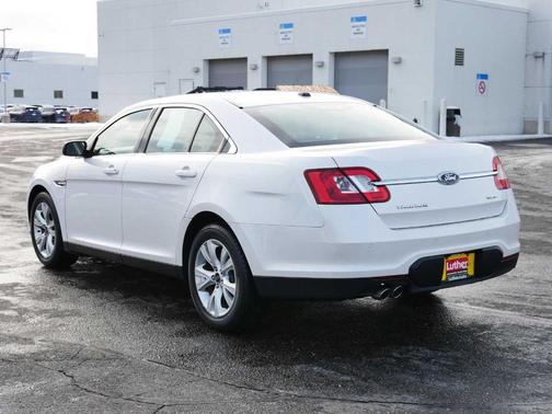 2011 Ford Taurus SEL
