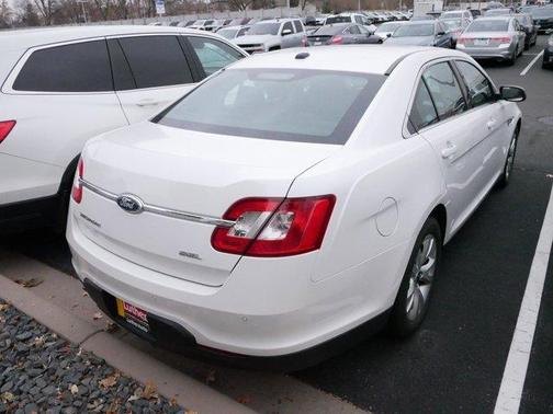 2011 Ford Taurus SEL