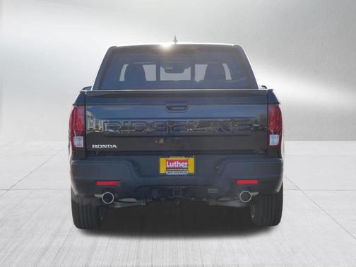 Crystal Black Pearl 2026 Honda Ridgeline RTL