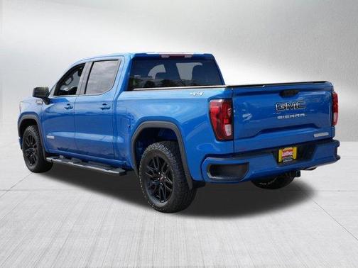 Dynamic Blue Metallic 2022 GMC Sierra 1500 Elevation
