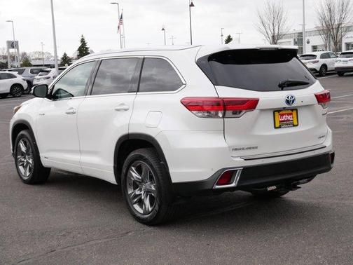 Blizzard Pearl 2019 Toyota Highlander Hybrid Limited