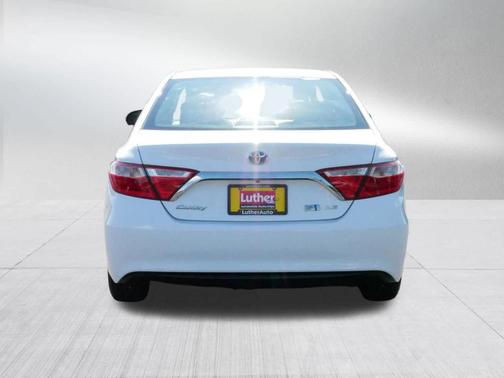 2017 Toyota Camry Hybrid LE